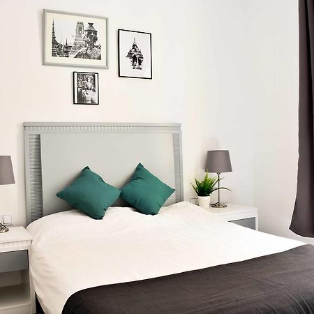 Hostal Guestped Madrid Exteriör bild