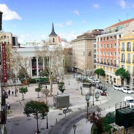 Hostal Guestped Madrid Exteriör bild