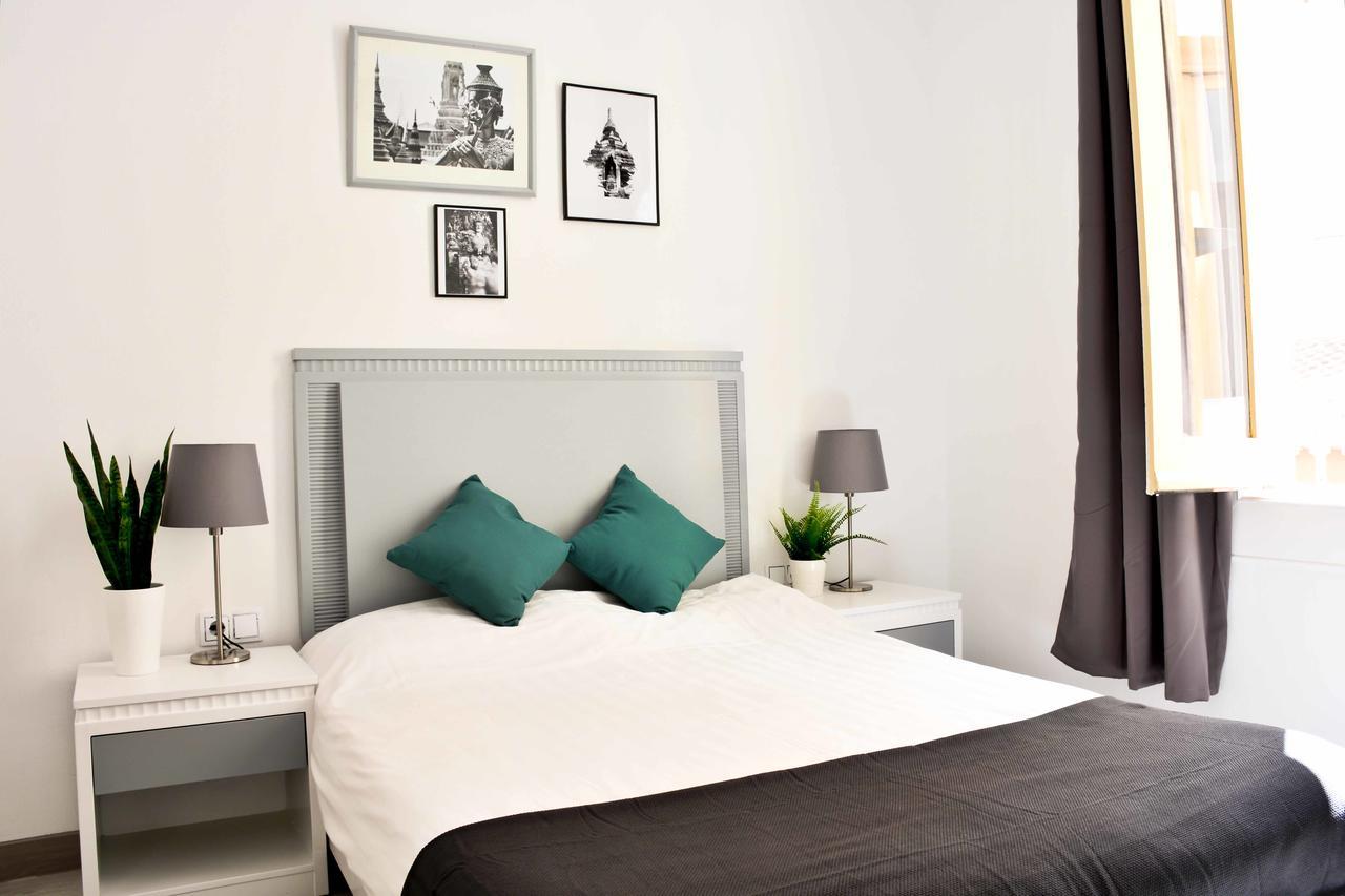 Hostal Guestped Madrid Exteriör bild