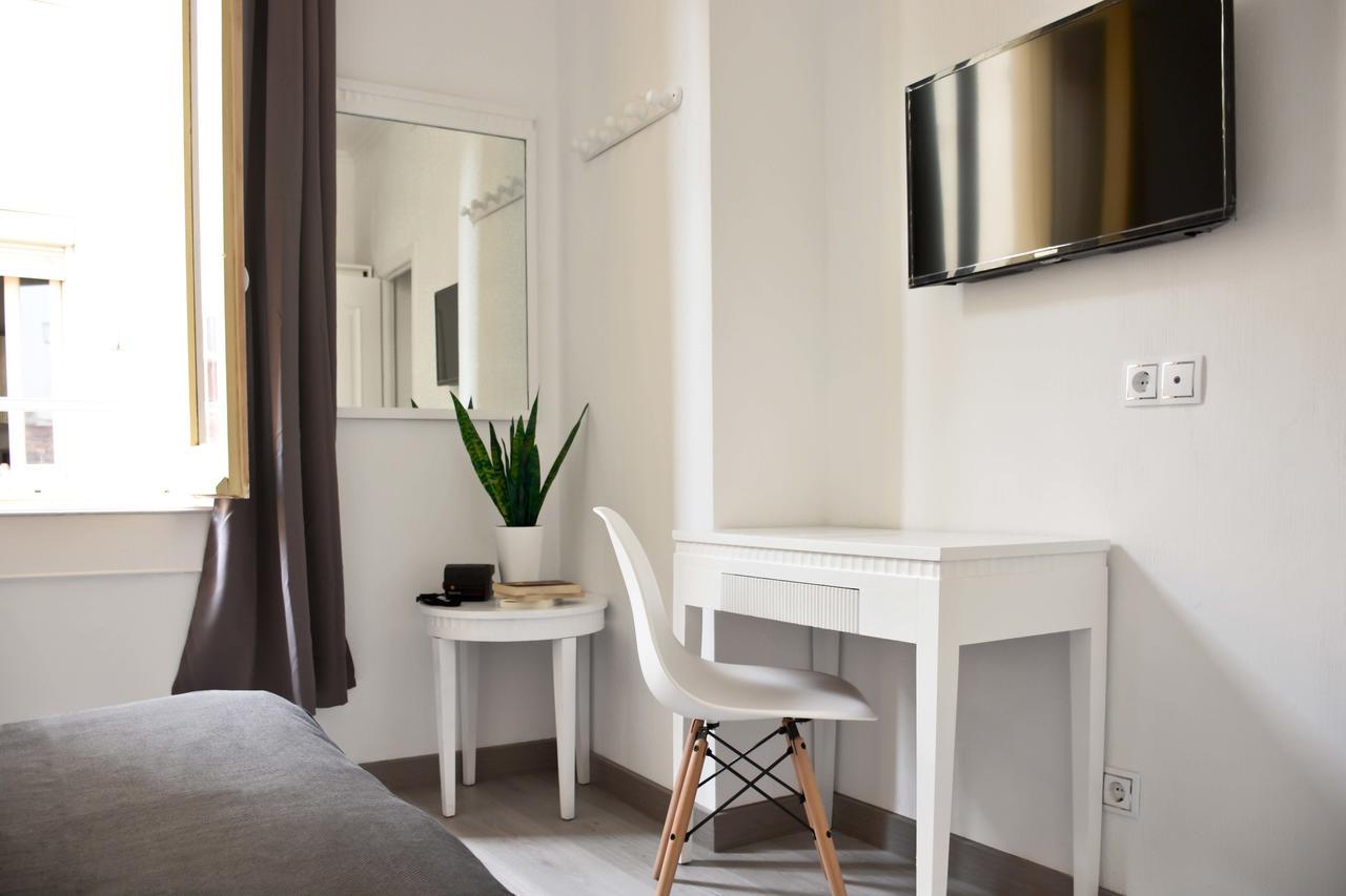 Hostal Guestped Madrid Exteriör bild